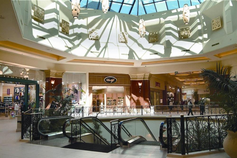 Mandalay Bay Resort And Casino By Suiteness Las Vegas Luaran gambar